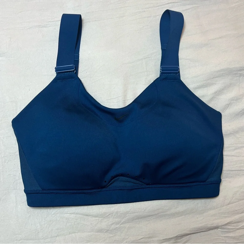 Nike‎ Women's Dri-FIT Alpha High-Support Padded Adjustable Sports Bra
